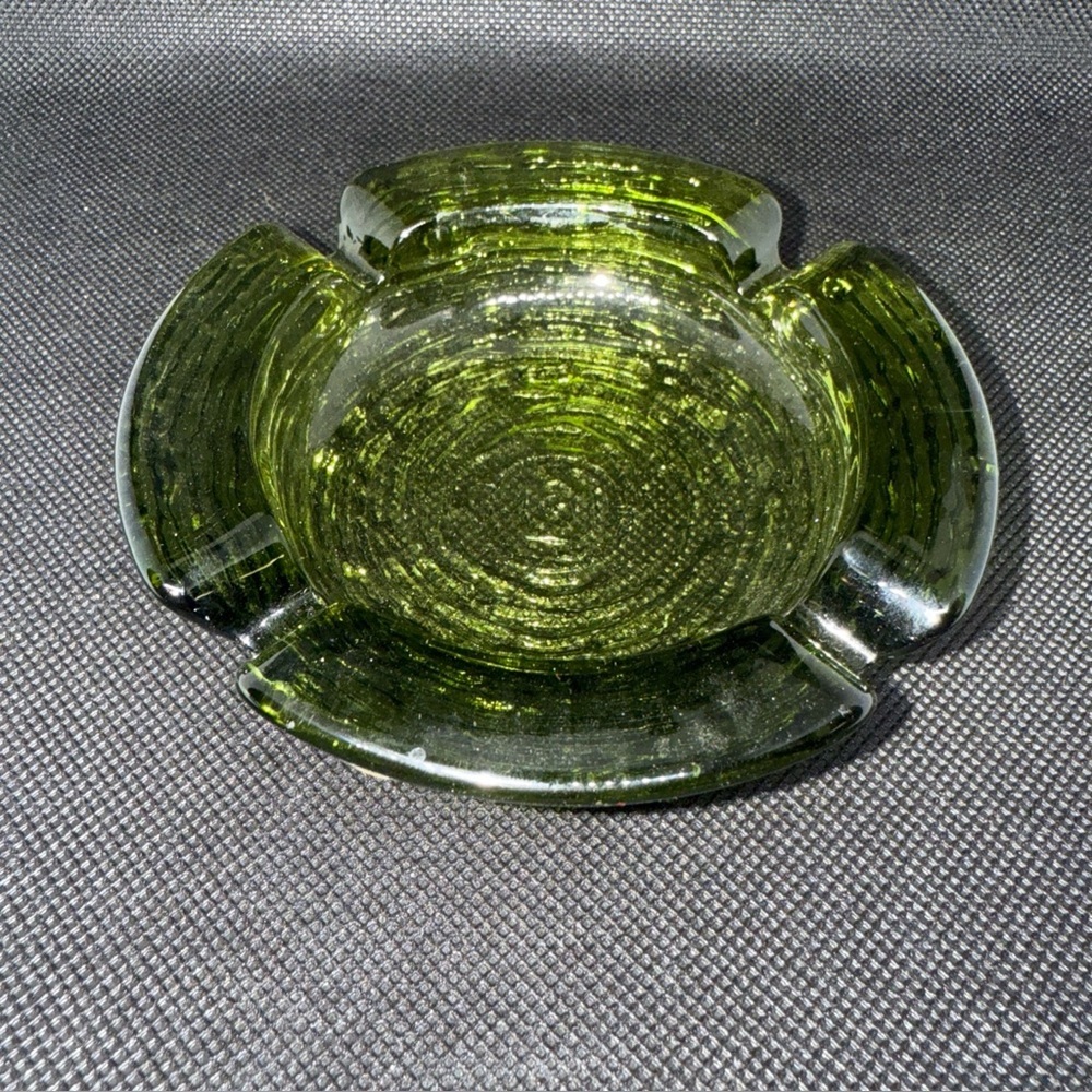 Vtg MCM Anchor Hocking Ashtray Soreno Avocado Green Ripple Glass Bird Nest 4.25” - Picture 1 of 7